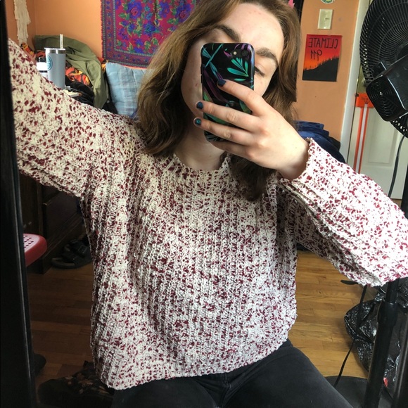 Red and White Knit Sweater - Picture 3 of 4